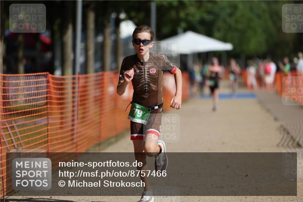 07.09.2025 - 19. Norderstedt Triathlon Michael Strokosch http://msf.ph/oto/8757466 07.09.2025 11:03:20 Laufen 79 meine-sportfotos.de