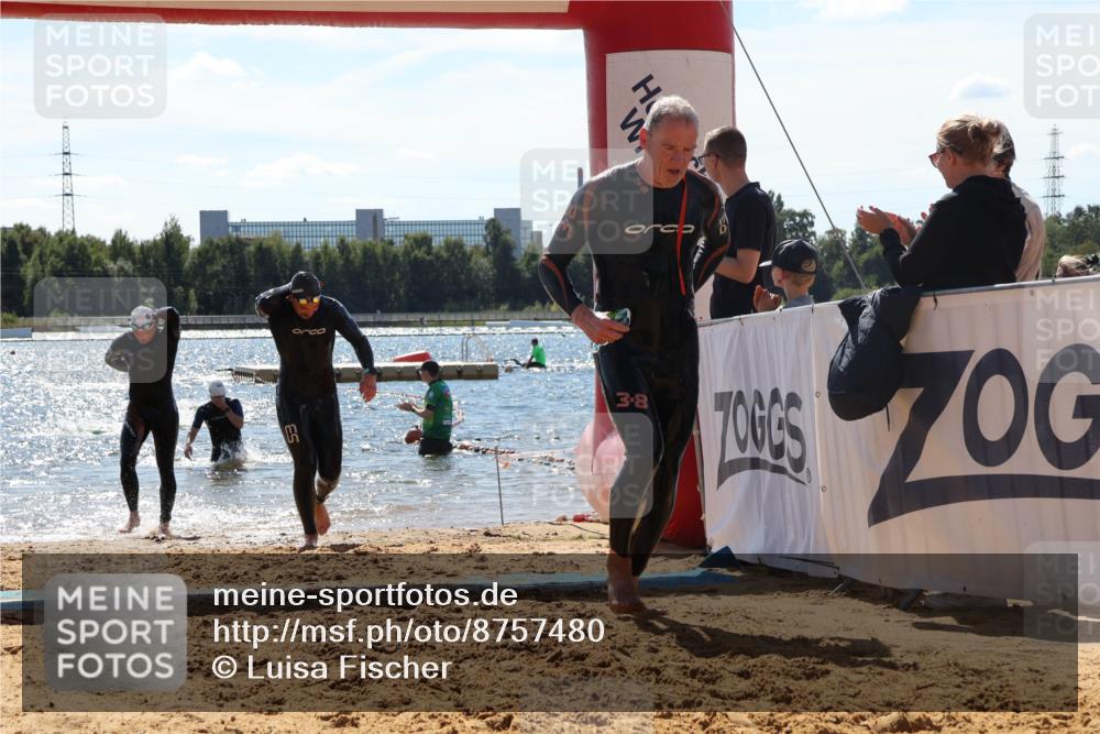 07.09.2025 - 19. Norderstedt Triathlon Luisa Fischer http://msf.ph/oto/8757480 07.09.2025 13:33:13 Schwimmen 908, 989, 990, 1020, 1027, 1438 meine-sportfotos.de