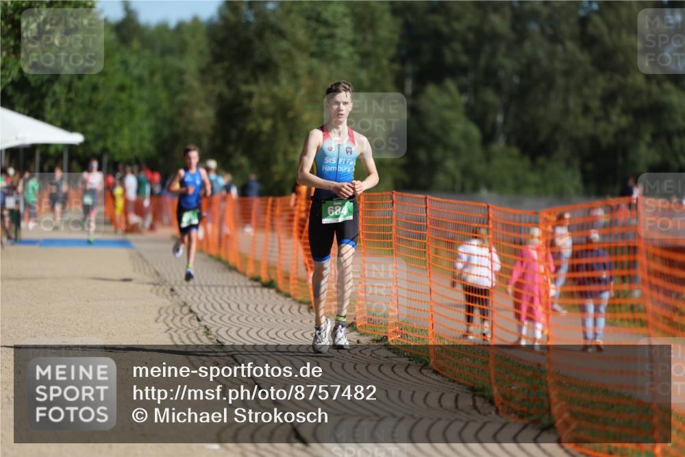 07.09.2025 - 19. Norderstedt Triathlon Michael Strokosch http://msf.ph/oto/8757482 07.09.2025 10:43:21 Laufen 684 meine-sportfotos.de