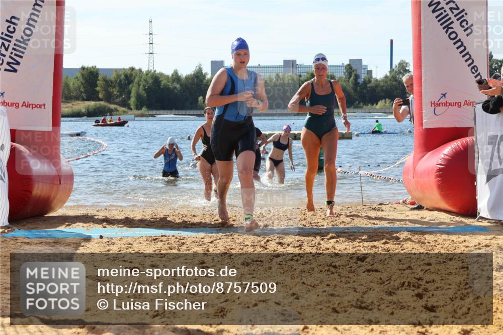 07.09.2025 - 19. Norderstedt Triathlon Luisa Fischer http://msf.ph/oto/8757509 07.09.2025 11:47:34 Schwimmen 239, 243, 1243, 1277, 1331, 1339 meine-sportfotos.de