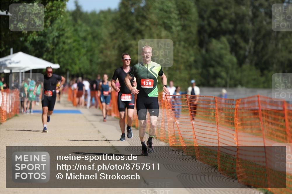 07.09.2025 - 19. Norderstedt Triathlon Michael Strokosch http://msf.ph/oto/8757511 07.09.2025 12:04:37 Laufen 138, 1357 meine-sportfotos.de