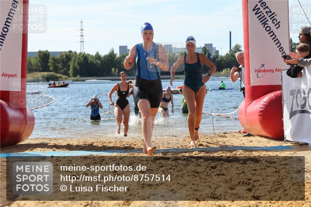 07.09.2025 - 19. Norderstedt Triathlon Luisa Fischer http://msf.ph/oto/8757514 07.09.2025 11:47:34 Schwimmen 239, 243, 1243, 1277, 1331, 1339 meine-sportfotos.de