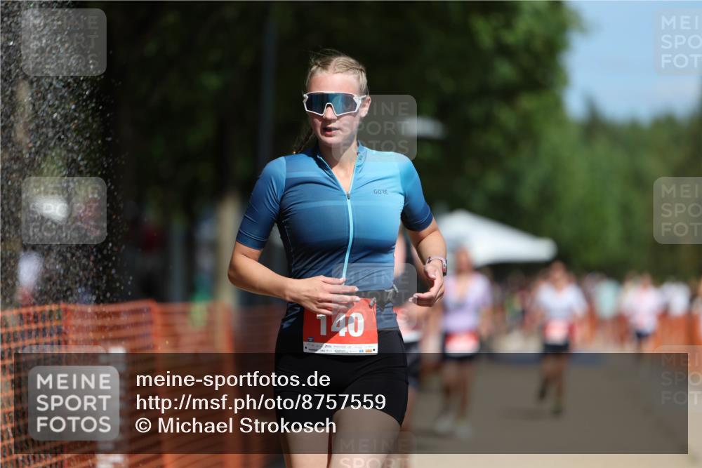 07.09.2025 - 19. Norderstedt Triathlon Michael Strokosch http://msf.ph/oto/8757559 07.09.2025 12:51:02 Laufen 140, 293, 739, 851, 1224 meine-sportfotos.de