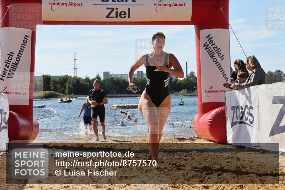 07.09.2025 - 19. Norderstedt Triathlon Luisa Fischer http://msf.ph/oto/8757570 07.09.2025 11:47:38 Schwimmen 239, 243, 1243, 1277, 1331, 1339, 1369 meine-sportfotos.de