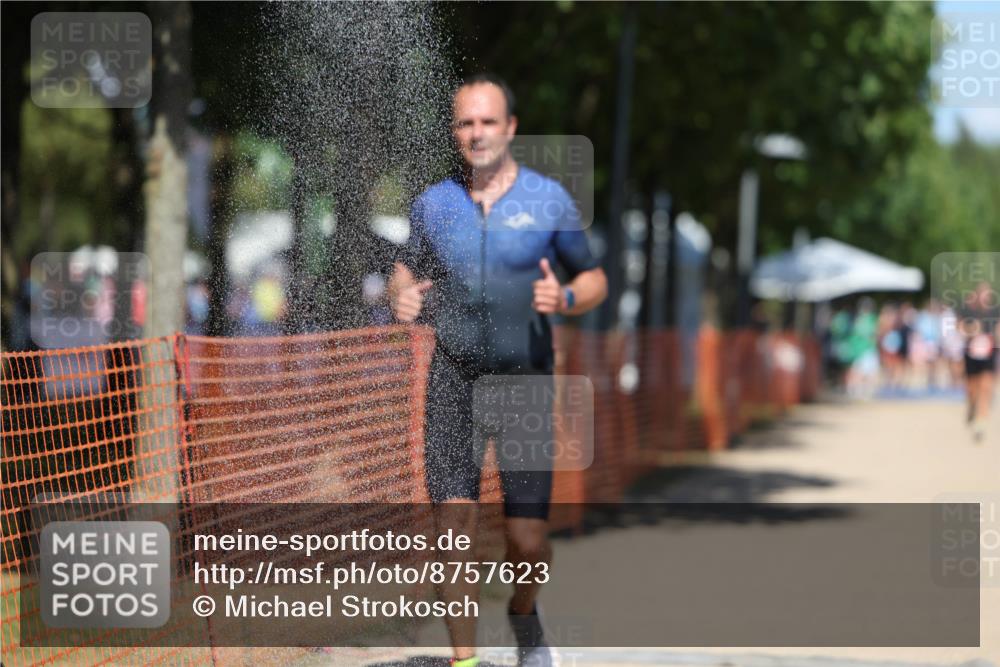 07.09.2025 - 19. Norderstedt Triathlon Michael Strokosch http://msf.ph/oto/8757623 07.09.2025 13:13:23 Laufen 222 meine-sportfotos.de