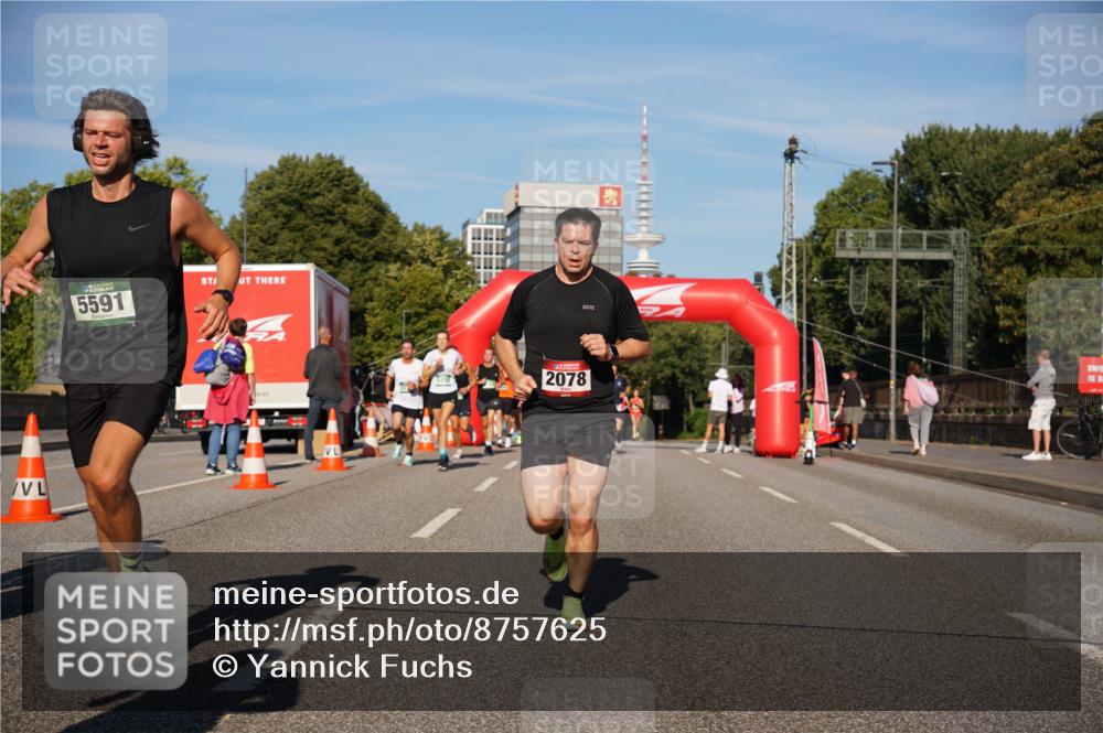 07.09.2025 - BARMER Alsterlauf Yannick Fuchs http://msf.ph/oto/8757625 07.09.2025 09:38:52 Laufen 5591, 2078 meine-sportfotos.de