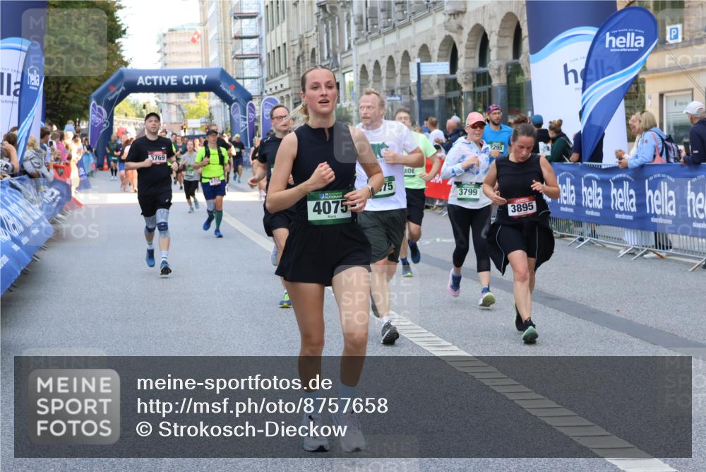 07.09.2025 - BARMER Alsterlauf Strokosch-Dieckow http://msf.ph/oto/8757658 07.09.2025 10:13:42 Ziel 2073, 2235, 2264, 2403, 2688, 3085, 3086, 3236, 3503, 3504, 3697, 3734, 3735, 4690, 4699, 5277, 5278, 5447, 5468, 5709, 5830, 6282, 6284, 6329, 6331, 8195, 8224, 8226 meine-sportfotos.de