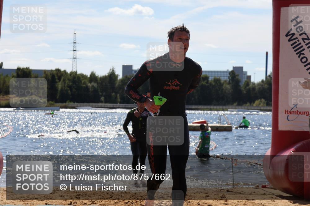 07.09.2025 - 19. Norderstedt Triathlon Luisa Fischer http://msf.ph/oto/8757662 07.09.2025 13:33:40 Schwimmen 879, 964, 1014, 1406 meine-sportfotos.de