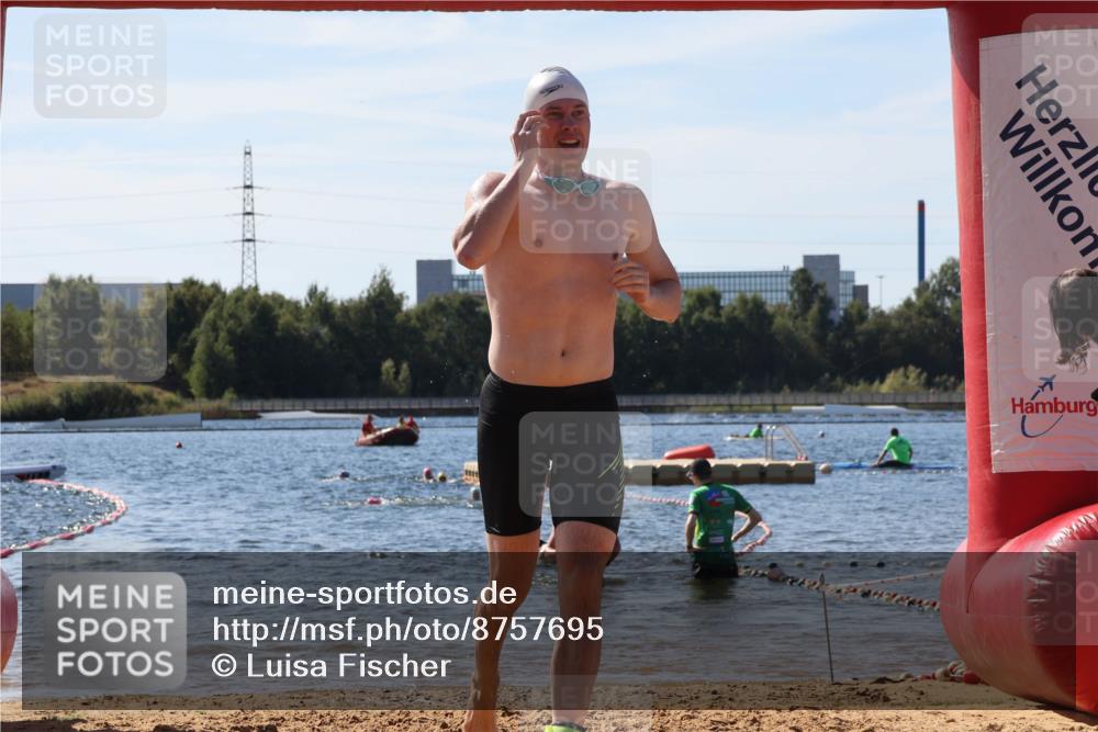 07.09.2025 - 19. Norderstedt Triathlon Luisa Fischer http://msf.ph/oto/8757695 07.09.2025 11:47:53 Schwimmen 139, 1311, 1369, 1392, 1398 meine-sportfotos.de