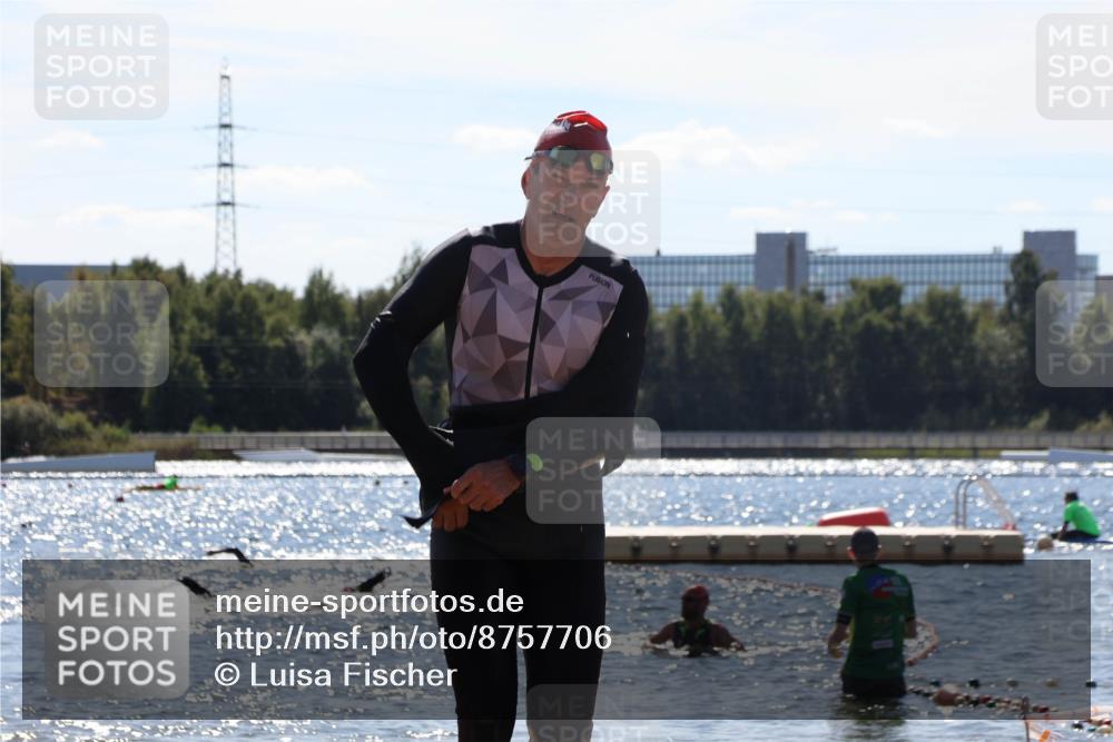 07.09.2025 - 19. Norderstedt Triathlon Luisa Fischer http://msf.ph/oto/8757706 07.09.2025 13:33:44 Schwimmen 879, 964, 1014, 1406 meine-sportfotos.de