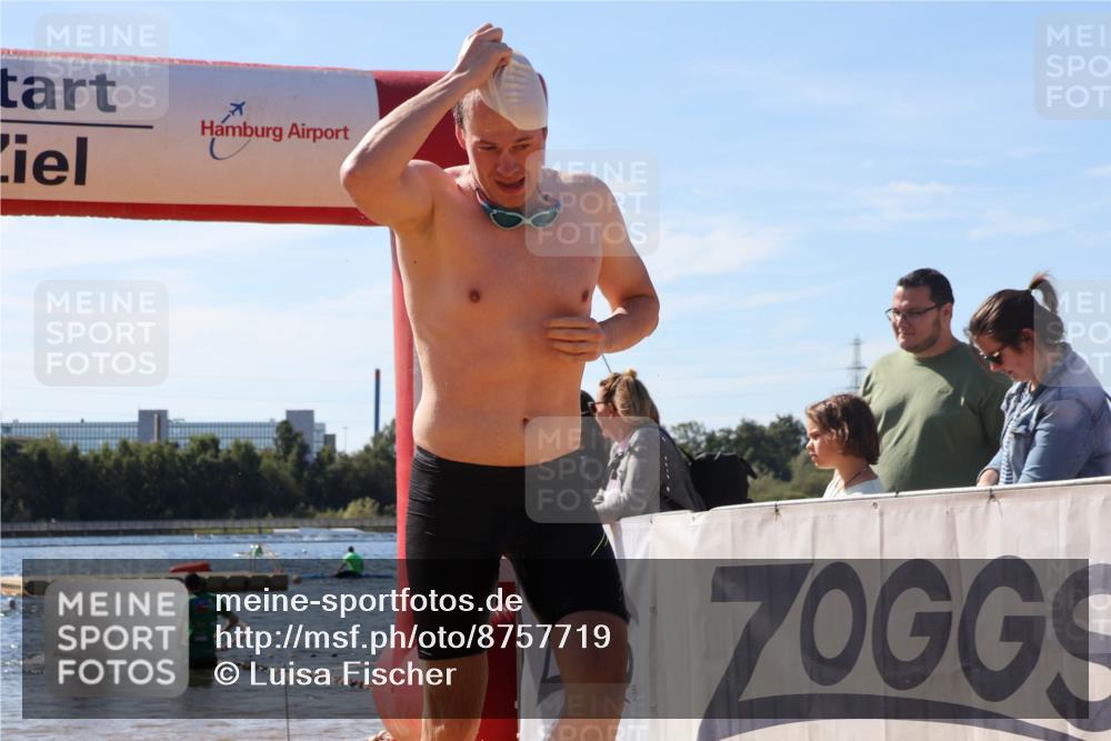07.09.2025 - 19. Norderstedt Triathlon Luisa Fischer http://msf.ph/oto/8757719 07.09.2025 11:47:54 Schwimmen 139, 1311, 1392, 1398 meine-sportfotos.de