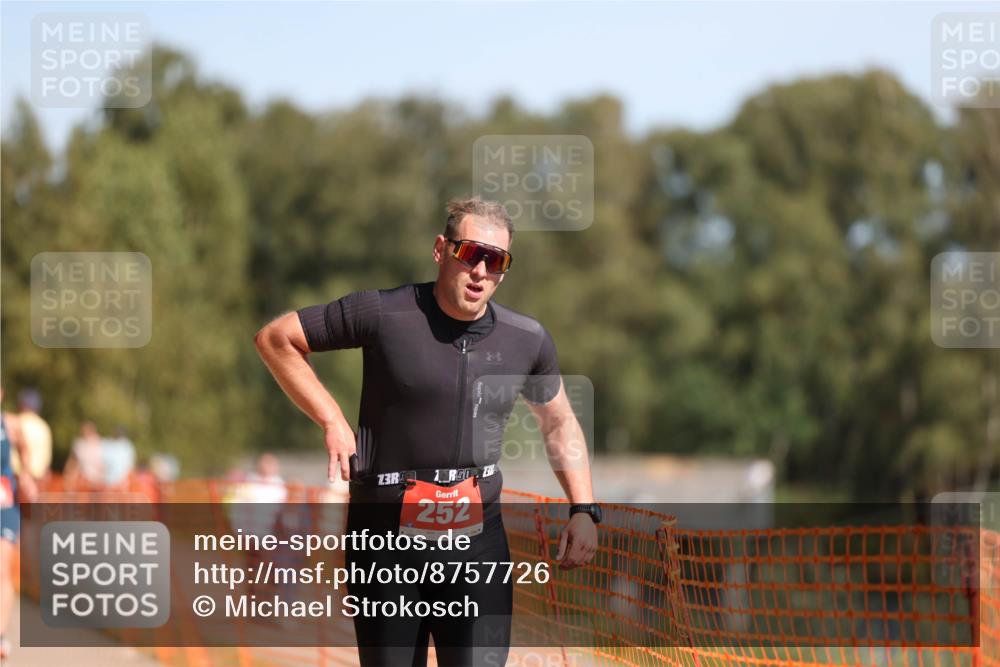07.09.2025 - 19. Norderstedt Triathlon Michael Strokosch http://msf.ph/oto/8757726 07.09.2025 12:04:45 Laufen 138, 252, 773, 1357 meine-sportfotos.de
