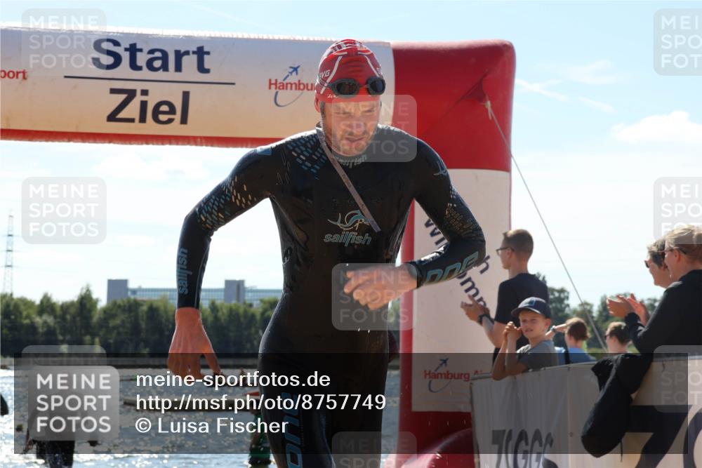 07.09.2025 - 19. Norderstedt Triathlon Luisa Fischer http://msf.ph/oto/8757749 07.09.2025 13:34:15 Schwimmen 393, 959, 973, 1029 meine-sportfotos.de