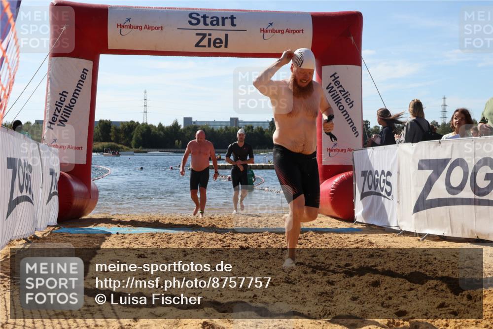07.09.2025 - 19. Norderstedt Triathlon Luisa Fischer http://msf.ph/oto/8757757 07.09.2025 11:48:08 Schwimmen 227, 260, 1397 meine-sportfotos.de
