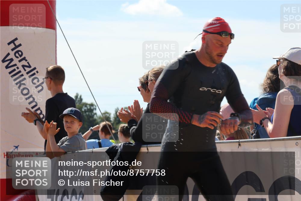 07.09.2025 - 19. Norderstedt Triathlon Luisa Fischer http://msf.ph/oto/8757758 07.09.2025 13:34:17 Schwimmen 393, 959, 973, 1029 meine-sportfotos.de
