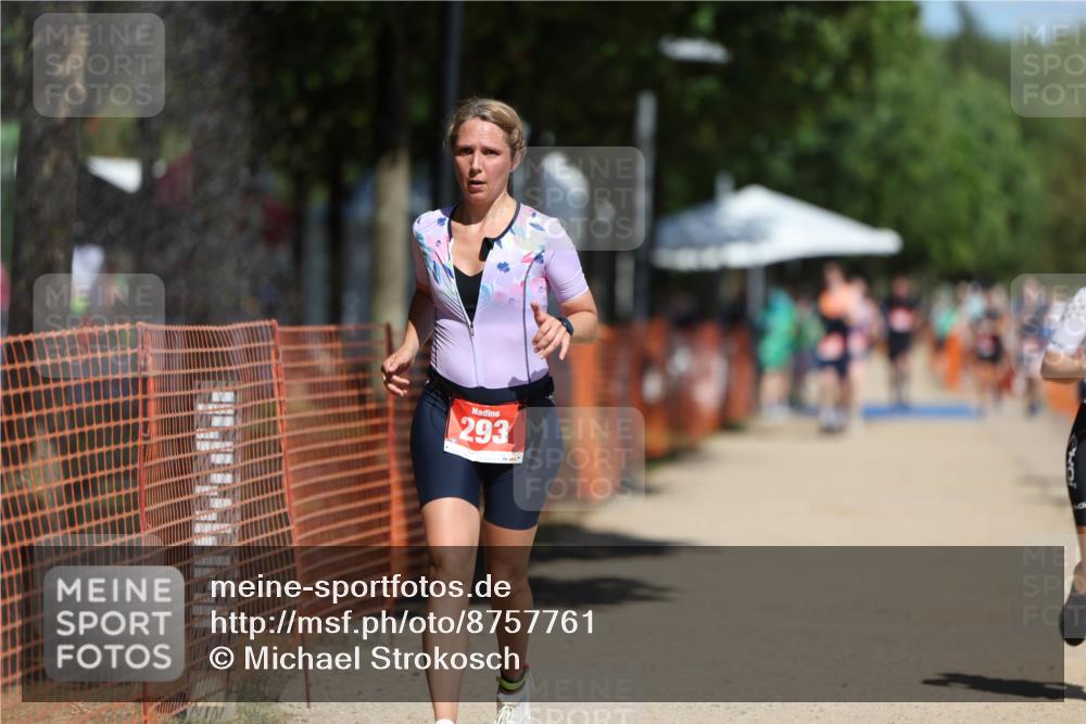 07.09.2025 - 19. Norderstedt Triathlon Michael Strokosch http://msf.ph/oto/8757761 07.09.2025 12:51:09 Laufen 293, 724, 738, 1224 meine-sportfotos.de