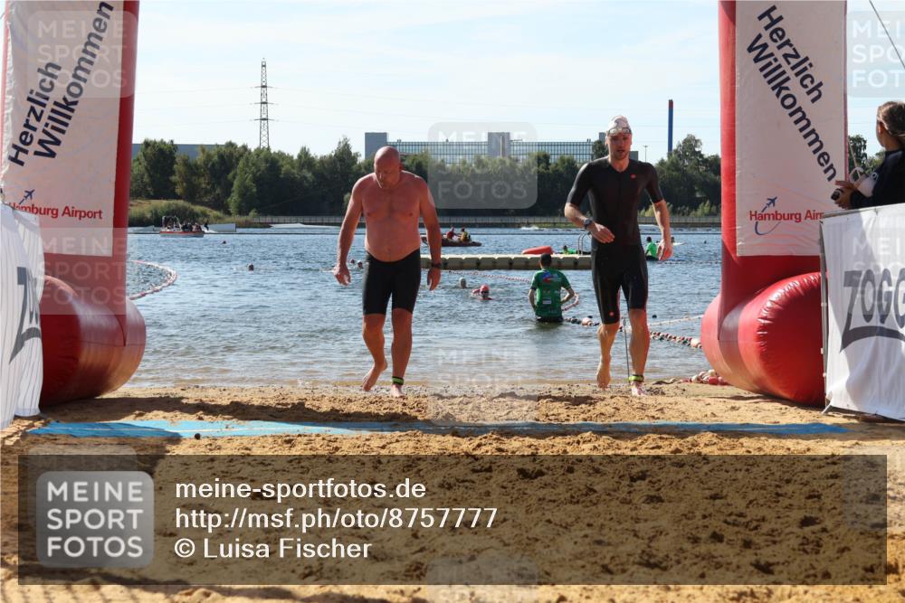 07.09.2025 - 19. Norderstedt Triathlon Luisa Fischer http://msf.ph/oto/8757777 07.09.2025 11:48:09 Schwimmen 227, 260, 1397 meine-sportfotos.de