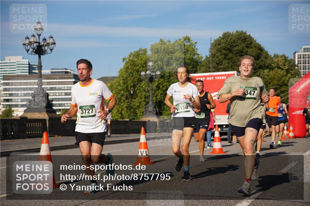 07.09.2025 - BARMER Alsterlauf Yannick Fuchs http://msf.ph/oto/8757795 07.09.2025 09:38:56 Laufen 3727, 5150, 5387, 347, 2404 meine-sportfotos.de