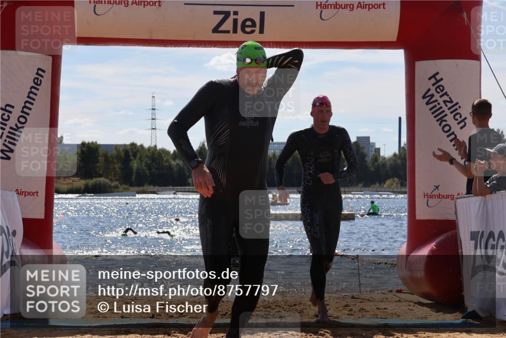 07.09.2025 - 19. Norderstedt Triathlon Luisa Fischer http://msf.ph/oto/8757797 07.09.2025 13:34:20 Schwimmen 393, 959, 973, 1029 meine-sportfotos.de