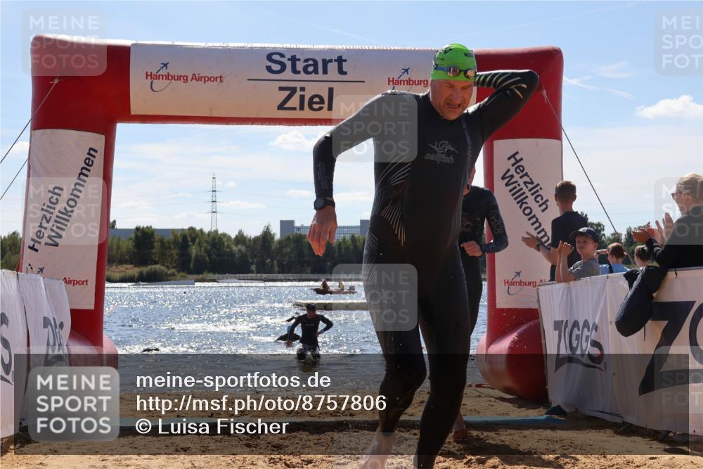 07.09.2025 - 19. Norderstedt Triathlon Luisa Fischer http://msf.ph/oto/8757806 07.09.2025 13:34:21 Schwimmen 393, 959, 973, 1029 meine-sportfotos.de