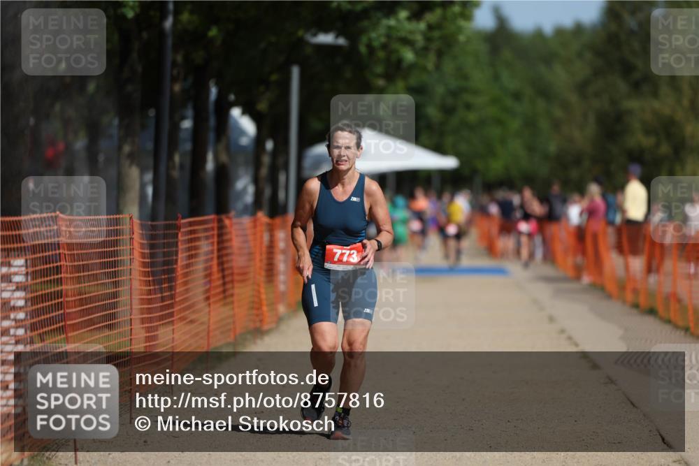 07.09.2025 - 19. Norderstedt Triathlon Michael Strokosch http://msf.ph/oto/8757816 07.09.2025 12:04:50 Laufen 252, 773 meine-sportfotos.de