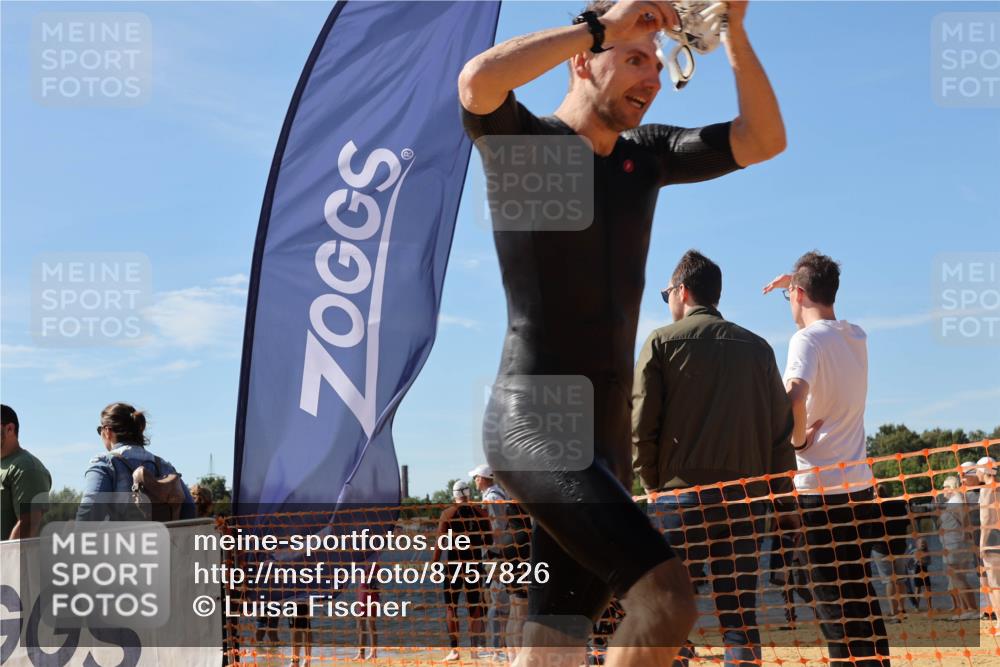 07.09.2025 - 19. Norderstedt Triathlon Luisa Fischer http://msf.ph/oto/8757826 07.09.2025 11:48:13 Schwimmen 227, 260, 1397 meine-sportfotos.de
