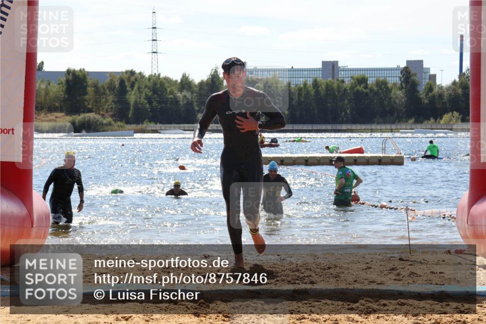 07.09.2025 - 19. Norderstedt Triathlon Luisa Fischer http://msf.ph/oto/8757846 07.09.2025 13:34:27 Schwimmen 393, 973, 1029, 1465 meine-sportfotos.de