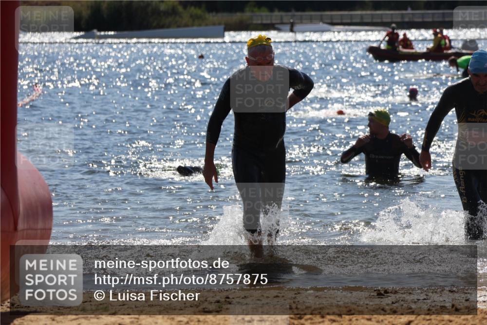 07.09.2025 - 19. Norderstedt Triathlon Luisa Fischer http://msf.ph/oto/8757875 07.09.2025 13:34:31 Schwimmen 369, 963, 973, 1029, 1465 meine-sportfotos.de