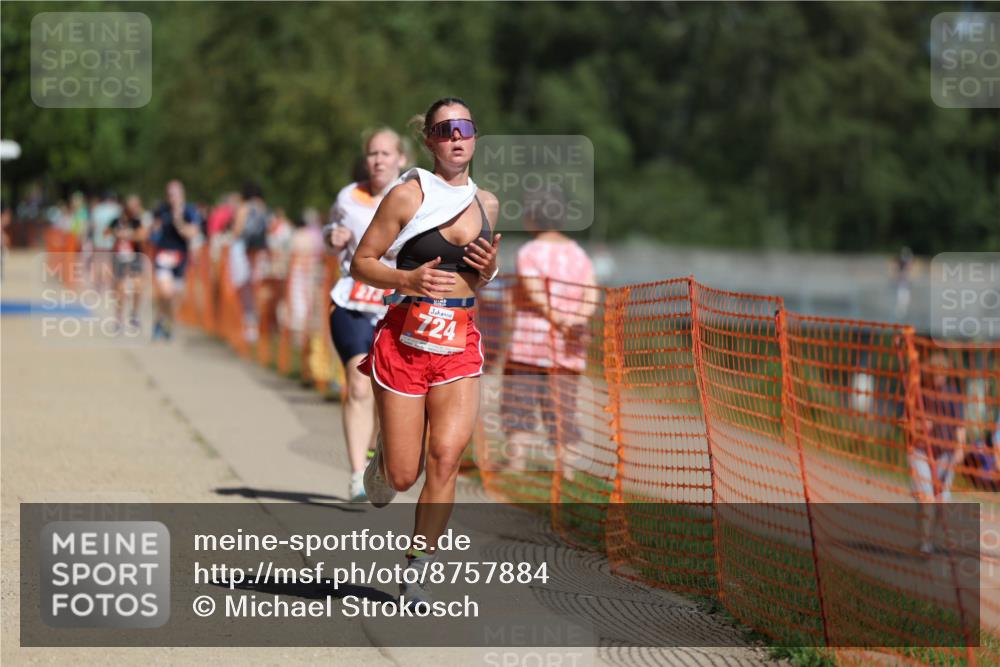 07.09.2025 - 19. Norderstedt Triathlon Michael Strokosch http://msf.ph/oto/8757884 07.09.2025 12:51:15 Laufen 273, 724, 738 meine-sportfotos.de