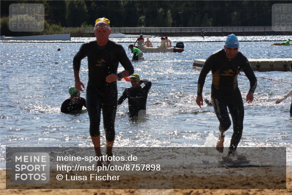 07.09.2025 - 19. Norderstedt Triathlon Luisa Fischer http://msf.ph/oto/8757898 07.09.2025 13:34:33 Schwimmen 369, 963, 973, 1465 meine-sportfotos.de