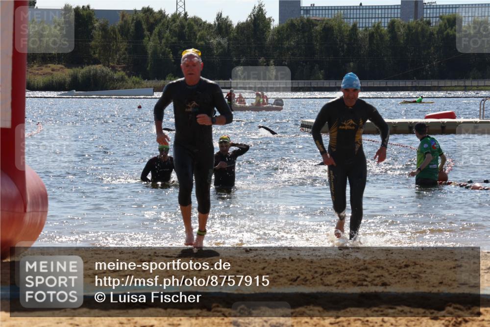 07.09.2025 - 19. Norderstedt Triathlon Luisa Fischer http://msf.ph/oto/8757915 07.09.2025 13:34:33 Schwimmen 369, 963, 973, 1465 meine-sportfotos.de
