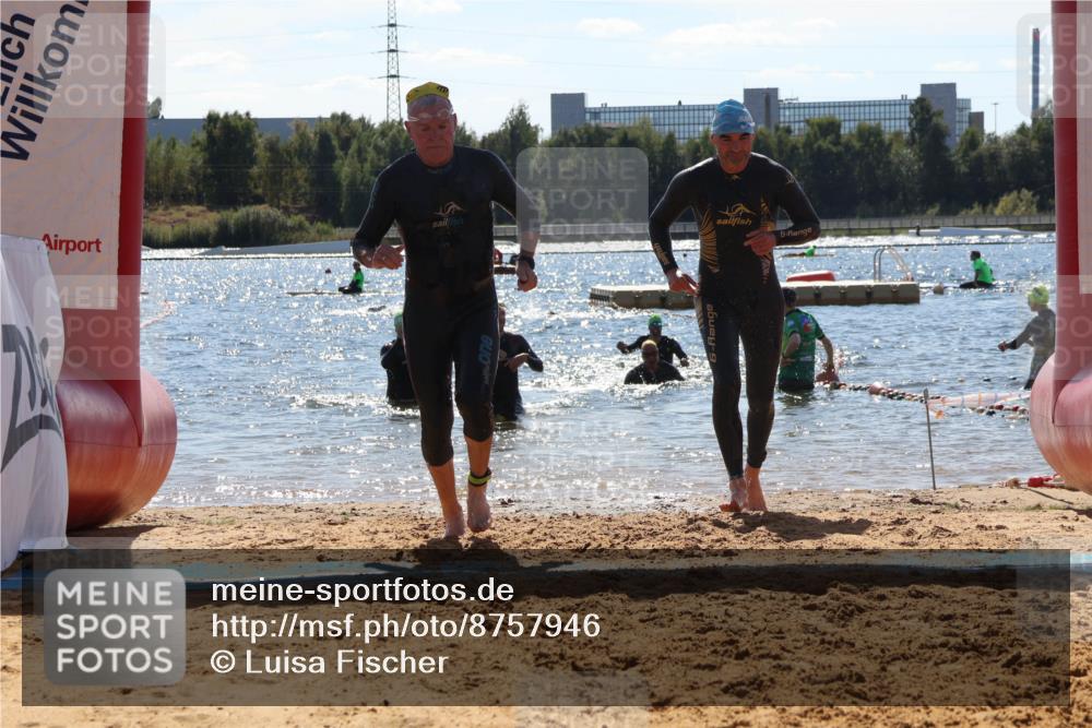 07.09.2025 - 19. Norderstedt Triathlon Luisa Fischer http://msf.ph/oto/8757946 07.09.2025 13:34:36 Schwimmen 369, 963, 1465 meine-sportfotos.de