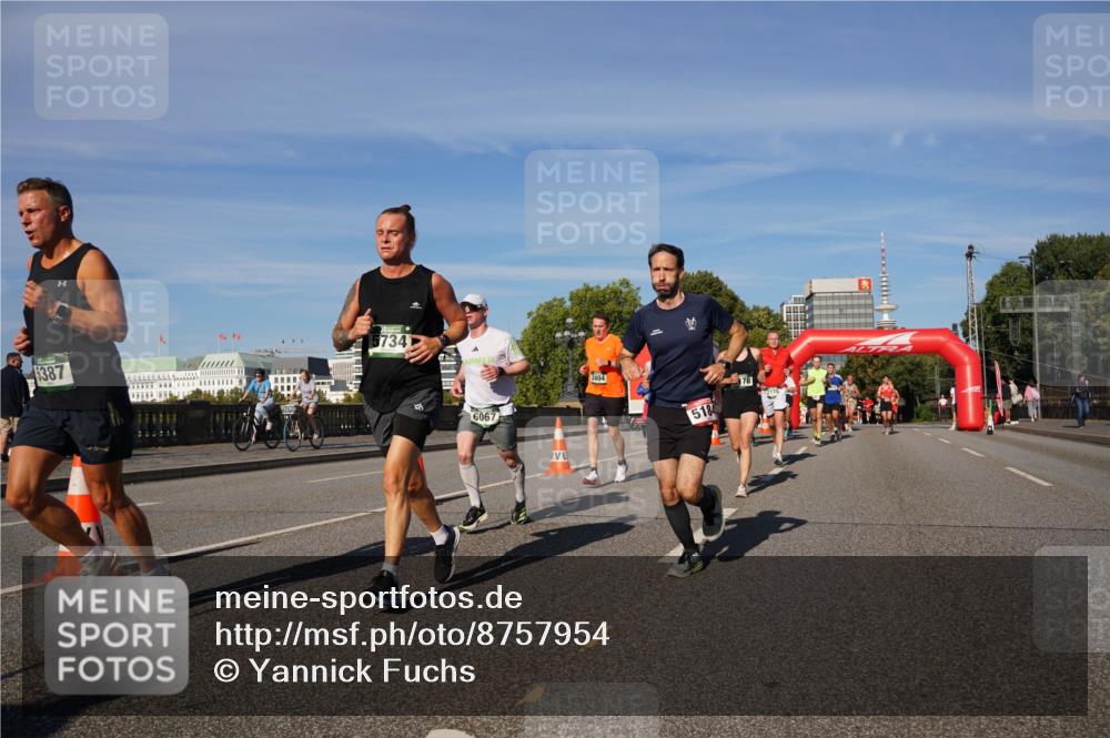 07.09.2025 - BARMER Alsterlauf Yannick Fuchs http://msf.ph/oto/8757954 07.09.2025 09:38:59 Laufen 5387, 5734, 2404, 6067, 5184 meine-sportfotos.de