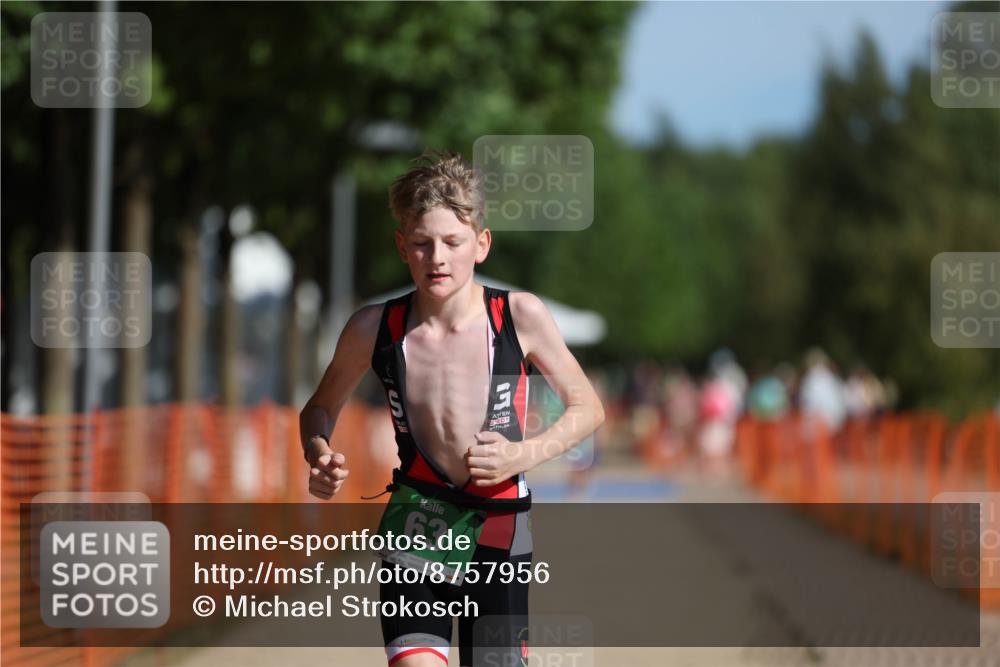 07.09.2025 - 19. Norderstedt Triathlon Michael Strokosch http://msf.ph/oto/8757956 07.09.2025 11:03:35 Laufen 63, 113 meine-sportfotos.de