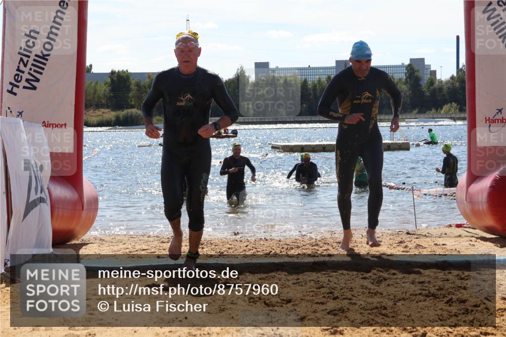 07.09.2025 - 19. Norderstedt Triathlon Luisa Fischer http://msf.ph/oto/8757960 07.09.2025 13:34:37 Schwimmen 369, 963, 991, 1465 meine-sportfotos.de