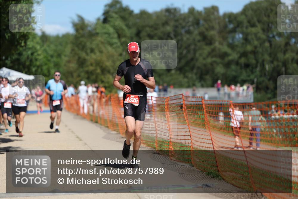 07.09.2025 - 19. Norderstedt Triathlon Michael Strokosch http://msf.ph/oto/8757989 07.09.2025 13:13:40 Laufen 139, 302, 780, 1235, 1277, 1326, 1398 meine-sportfotos.de