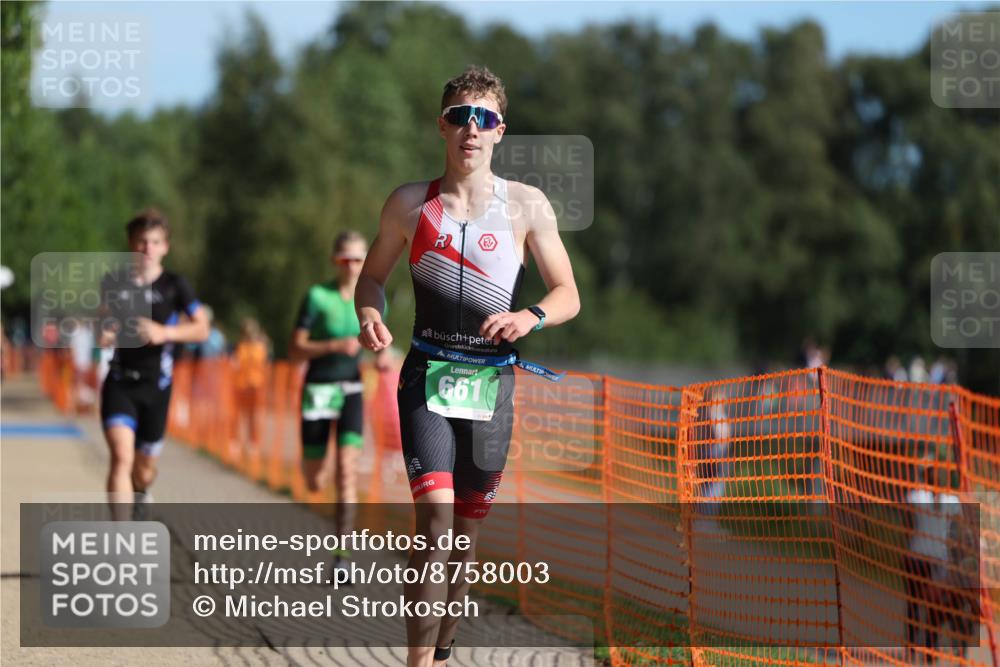 07.09.2025 - 19. Norderstedt Triathlon Michael Strokosch http://msf.ph/oto/8758003 07.09.2025 10:43:38 Laufen 87, 93, 661 meine-sportfotos.de