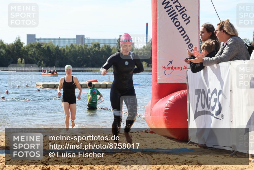 07.09.2025 - 19. Norderstedt Triathlon Luisa Fischer http://msf.ph/oto/8758017 07.09.2025 11:48:47 Schwimmen 208, 767, 808, 1242 meine-sportfotos.de