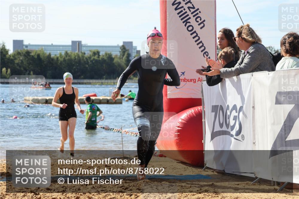 07.09.2025 - 19. Norderstedt Triathlon Luisa Fischer http://msf.ph/oto/8758022 07.09.2025 11:48:47 Schwimmen 208, 767, 808, 1242 meine-sportfotos.de