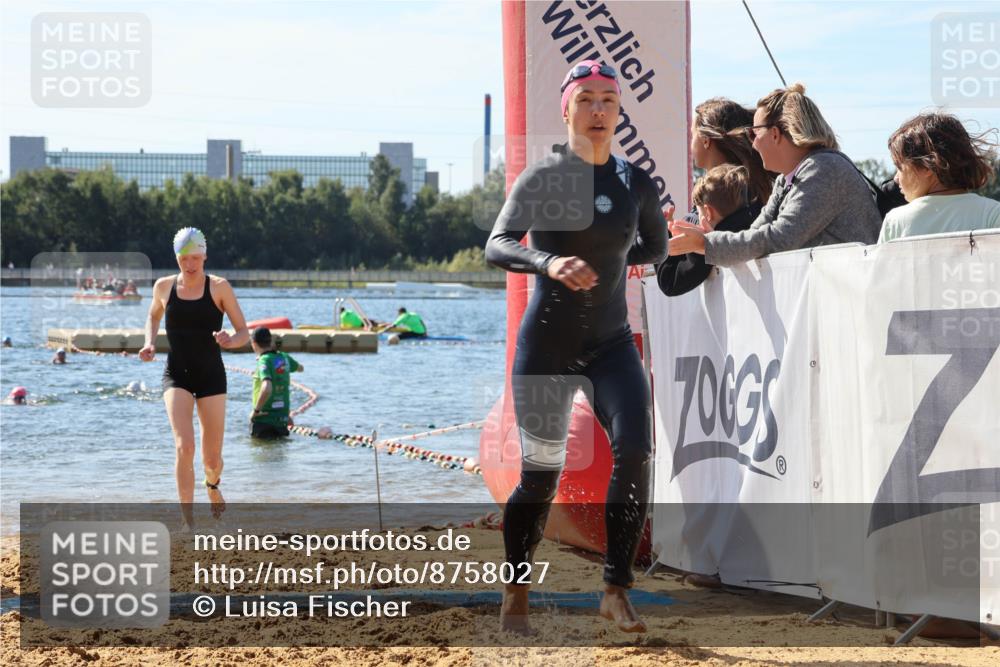 07.09.2025 - 19. Norderstedt Triathlon Luisa Fischer http://msf.ph/oto/8758027 07.09.2025 11:48:48 Schwimmen 208, 767, 1242 meine-sportfotos.de