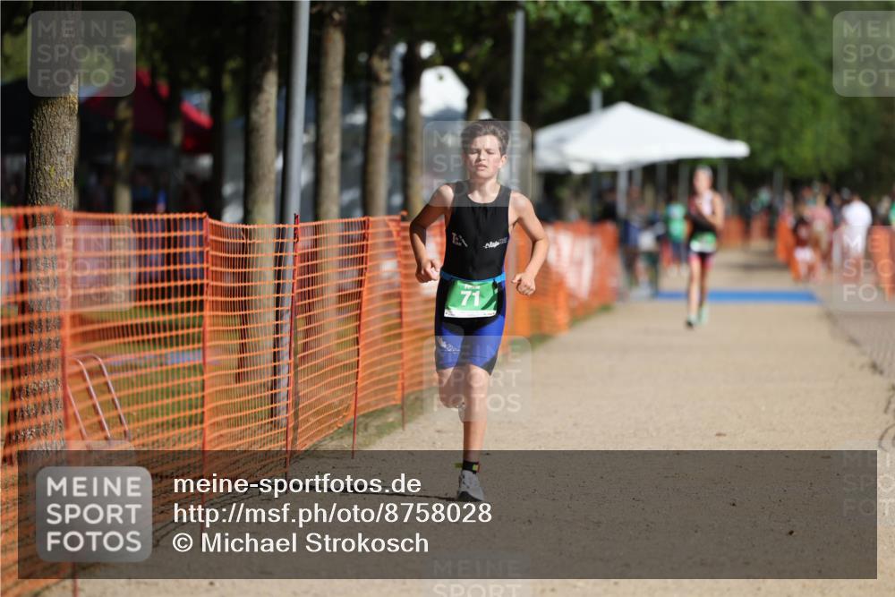 07.09.2025 - 19. Norderstedt Triathlon Michael Strokosch http://msf.ph/oto/8758028 07.09.2025 11:03:47 Laufen 71 meine-sportfotos.de