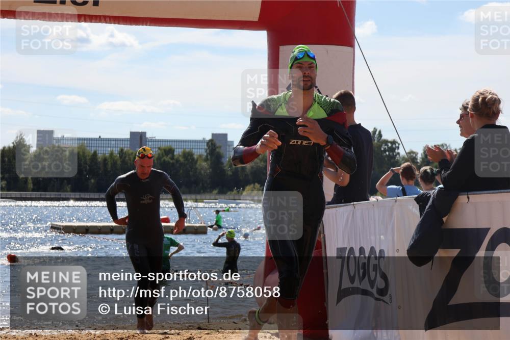 07.09.2025 - 19. Norderstedt Triathlon Luisa Fischer http://msf.ph/oto/8758058 07.09.2025 13:34:51 Schwimmen 877, 991, 1031, 1469 meine-sportfotos.de