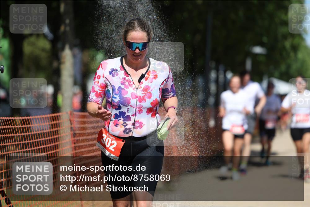 07.09.2025 - 19. Norderstedt Triathlon Michael Strokosch http://msf.ph/oto/8758069 07.09.2025 13:13:44 Laufen 139, 302, 780, 827, 1235, 1277, 1293, 1326, 1398 meine-sportfotos.de