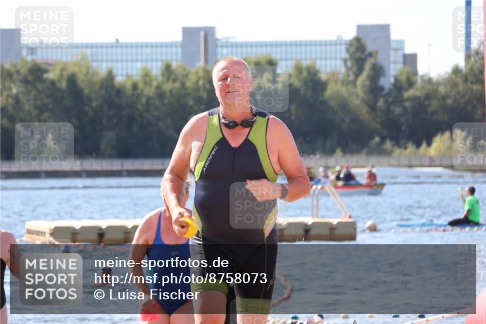 07.09.2025 - 19. Norderstedt Triathlon Luisa Fischer http://msf.ph/oto/8758073 07.09.2025 11:49:11 Schwimmen 217, 725 meine-sportfotos.de