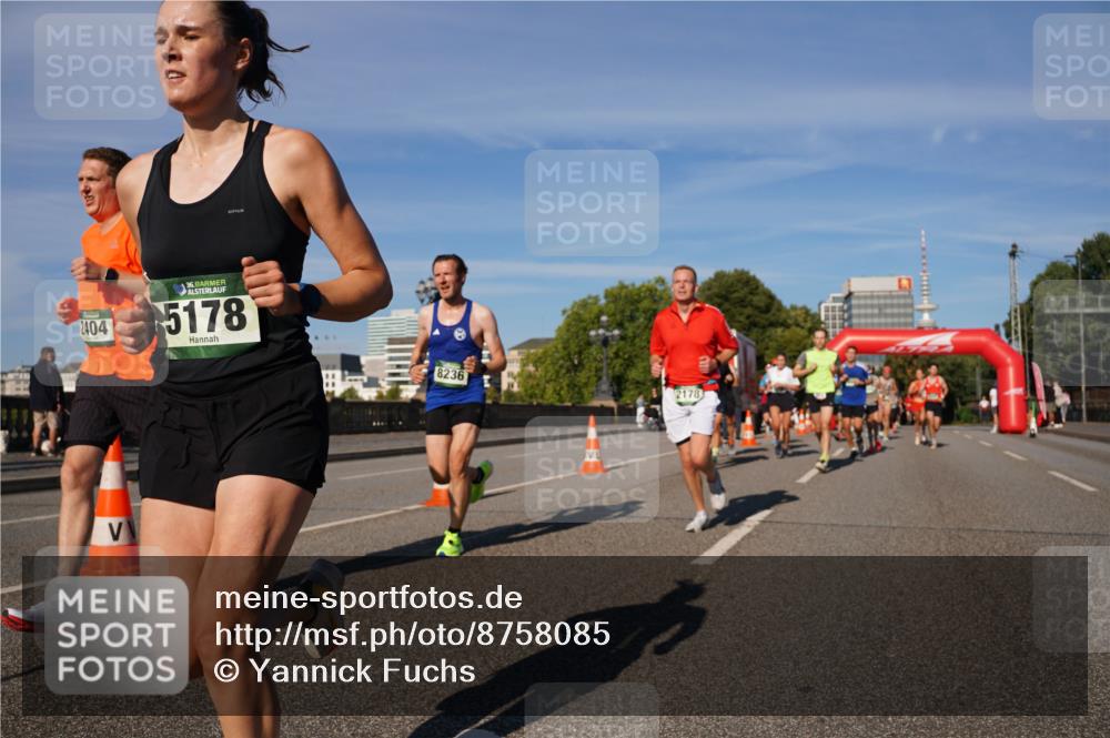 07.09.2025 - BARMER Alsterlauf Yannick Fuchs http://msf.ph/oto/8758085 07.09.2025 09:39:01 Laufen 2404, 36, 5178, 8236, 2178 meine-sportfotos.de