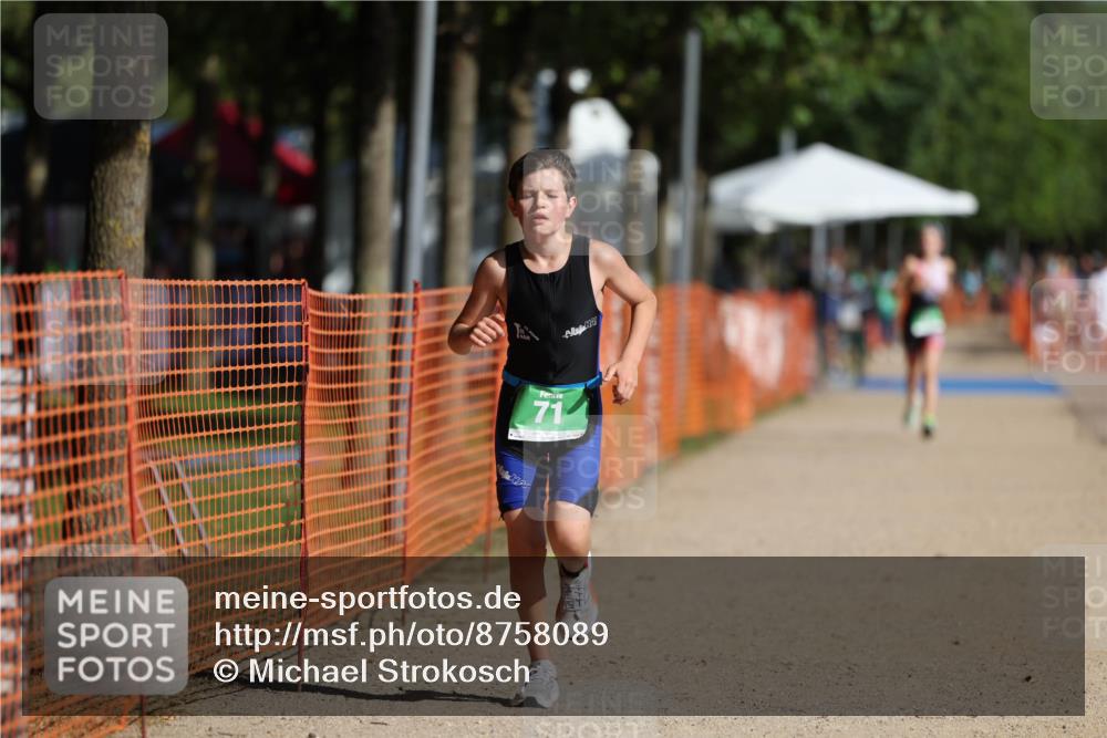 07.09.2025 - 19. Norderstedt Triathlon Michael Strokosch http://msf.ph/oto/8758089 07.09.2025 11:03:48 Laufen 71 meine-sportfotos.de