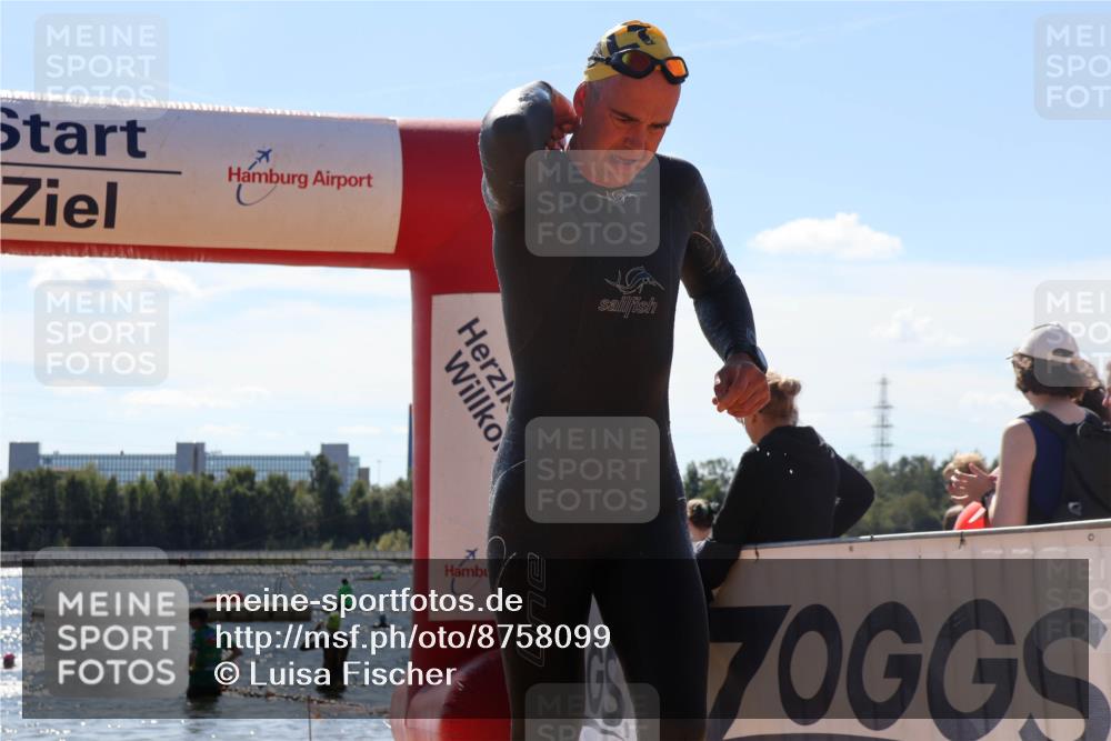 07.09.2025 - 19. Norderstedt Triathlon Luisa Fischer http://msf.ph/oto/8758099 07.09.2025 13:34:56 Schwimmen 877, 1031, 1469 meine-sportfotos.de