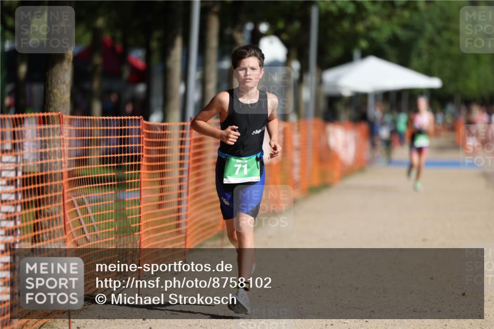 07.09.2025 - 19. Norderstedt Triathlon Michael Strokosch http://msf.ph/oto/8758102 07.09.2025 11:03:48 Laufen 71 meine-sportfotos.de