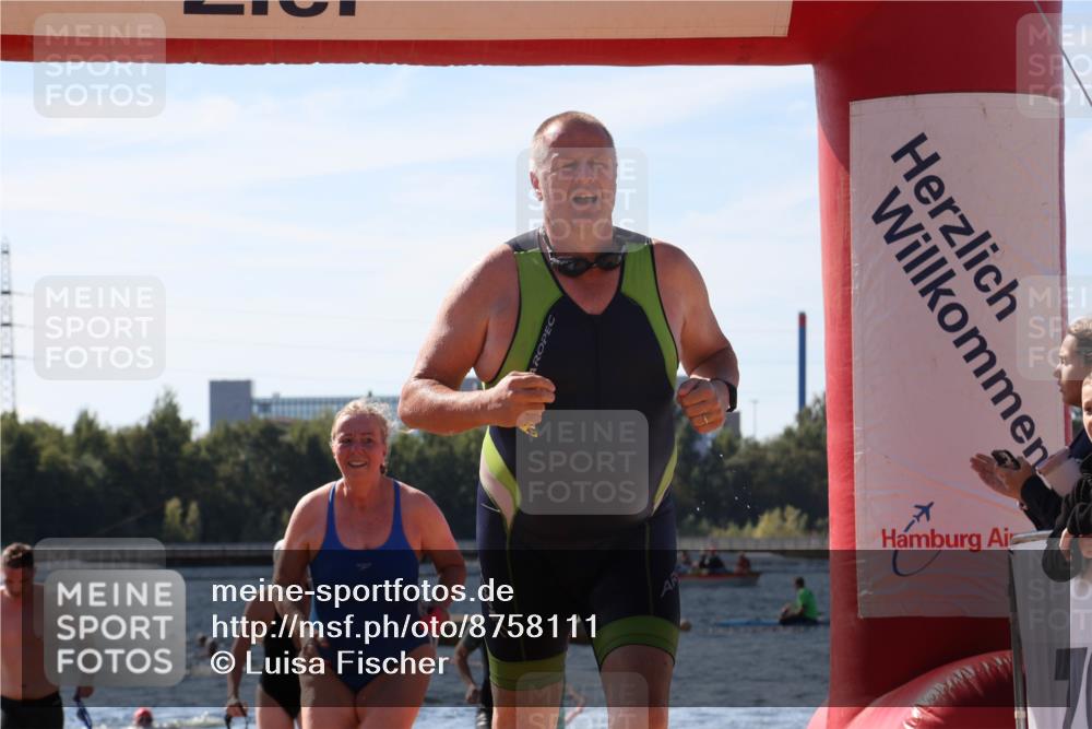 07.09.2025 - 19. Norderstedt Triathlon Luisa Fischer http://msf.ph/oto/8758111 07.09.2025 11:49:14 Schwimmen 217, 290, 709, 725 meine-sportfotos.de