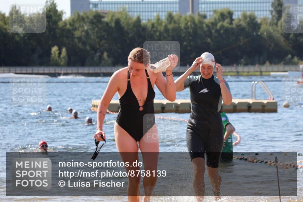 07.09.2025 - 19. Norderstedt Triathlon Luisa Fischer http://msf.ph/oto/8758139 07.09.2025 11:49:16 Schwimmen 217, 290, 709, 725 meine-sportfotos.de